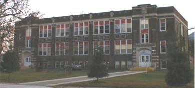 Lamont Community School